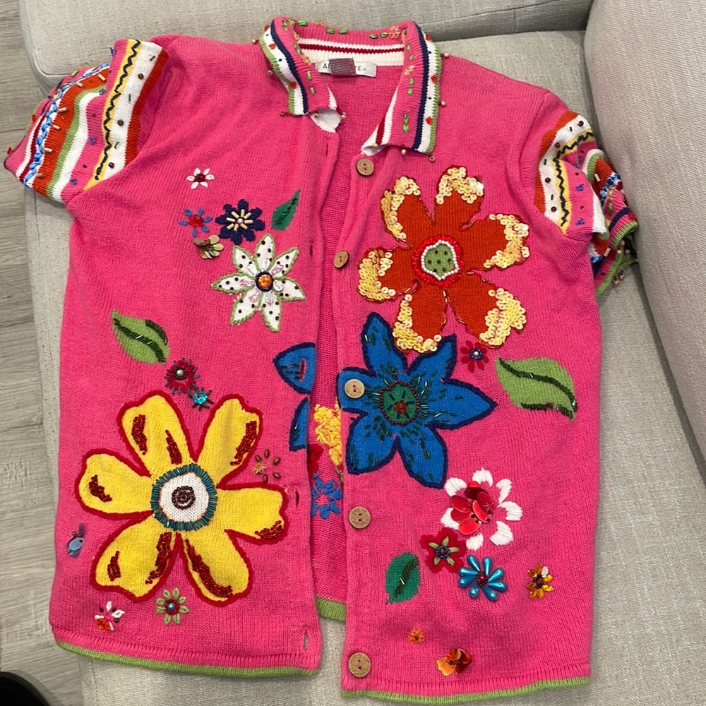 Unique, colorful button down shirt!!
